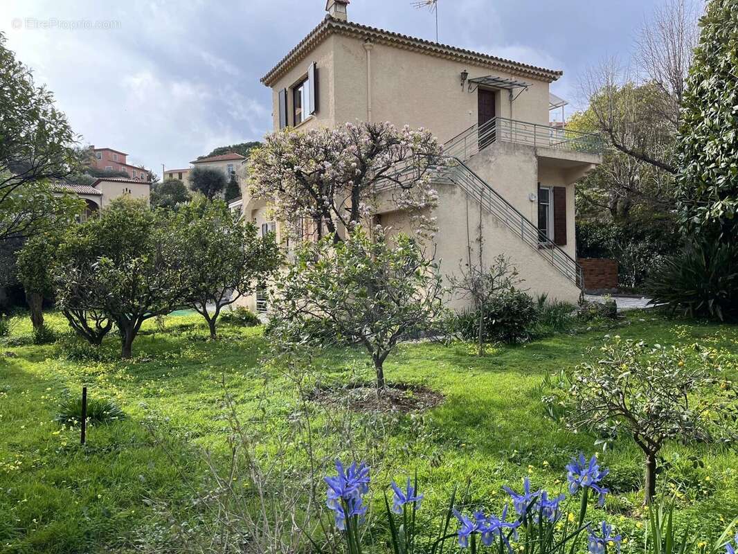 Maison à VILLEFRANCHE-SUR-MER