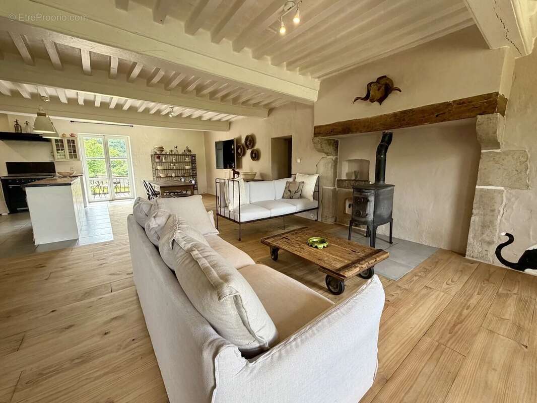 Maison à CHATEAU-CHINON(CAMPAGNE)