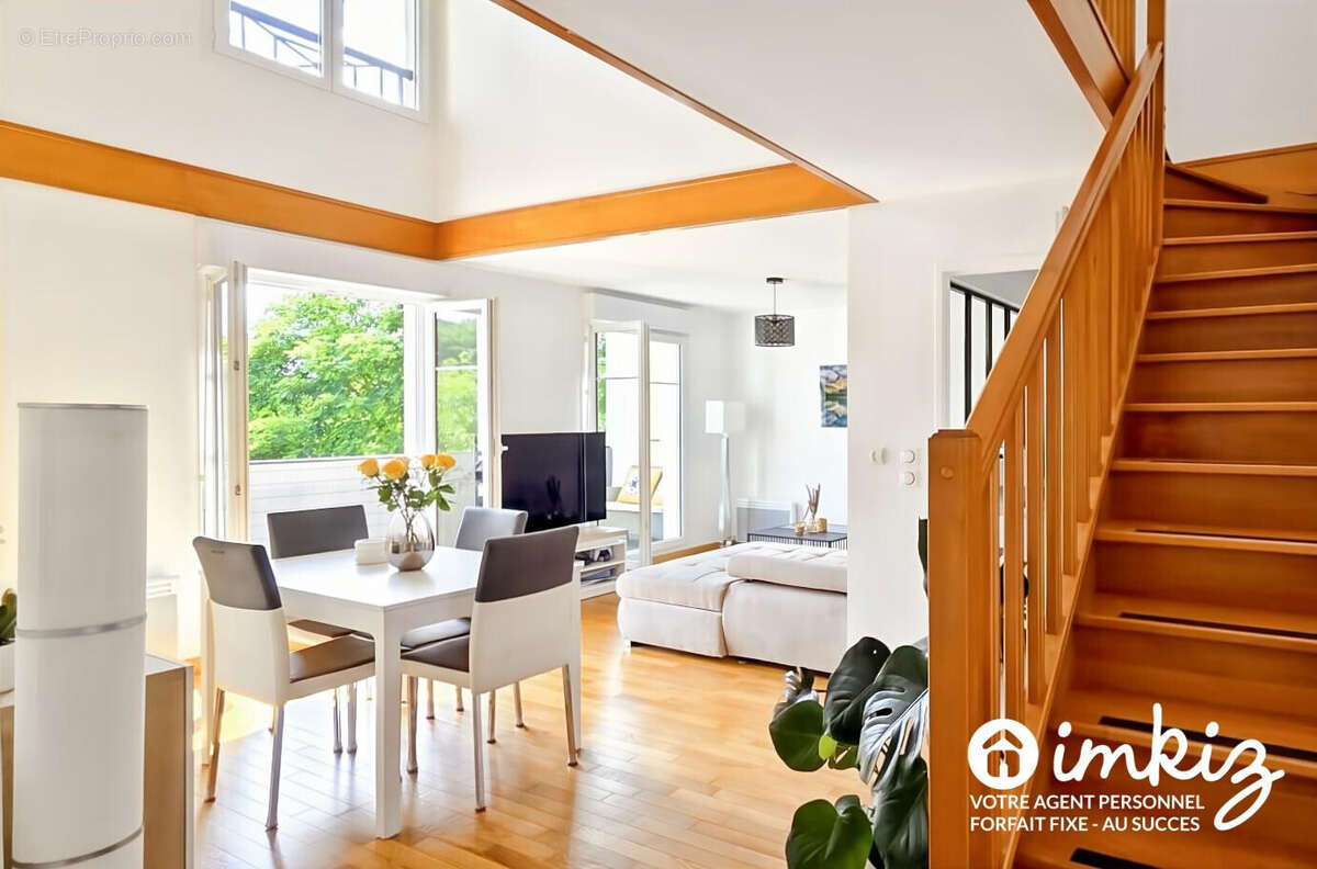 Appartement à EMERAINVILLE