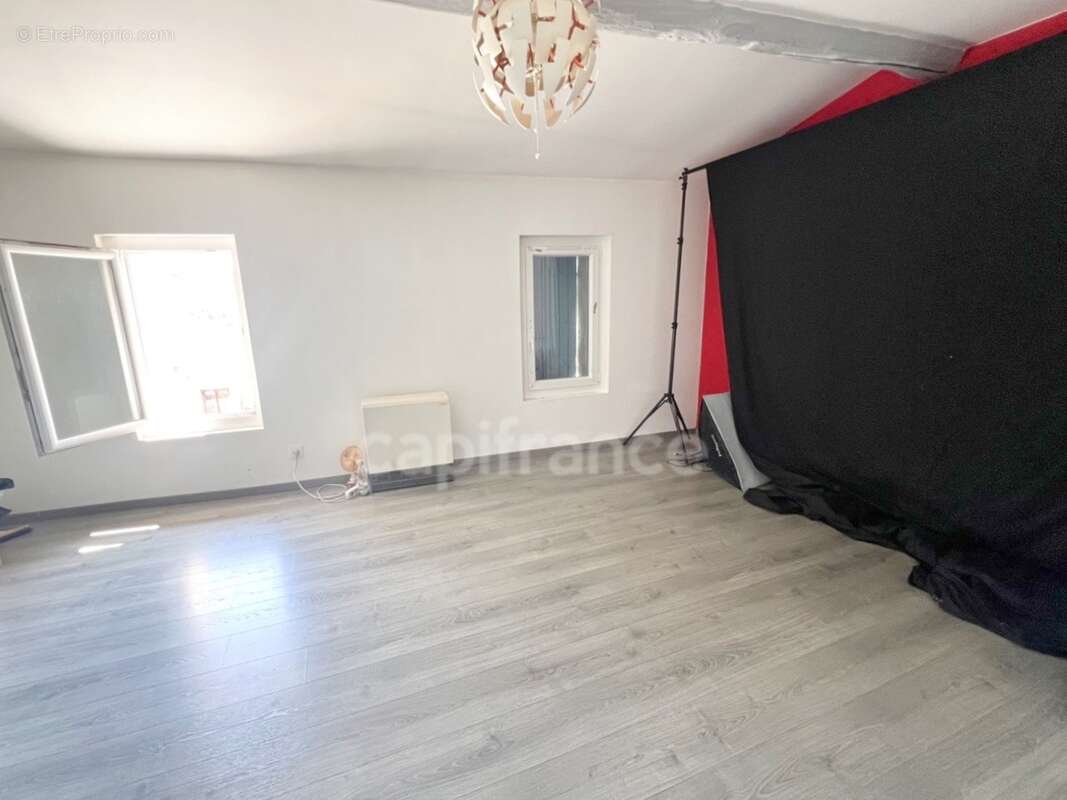 Maison de village 300 m² avec jardin et garage à vendre à Reillanne (04110) – Cœur du Luberon - photo 17