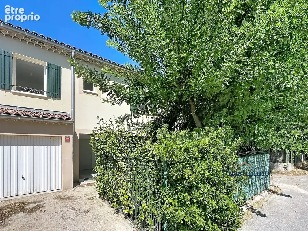 Charmante maison avec 3 chambres, jardin arboré et climatisation. - photo 20