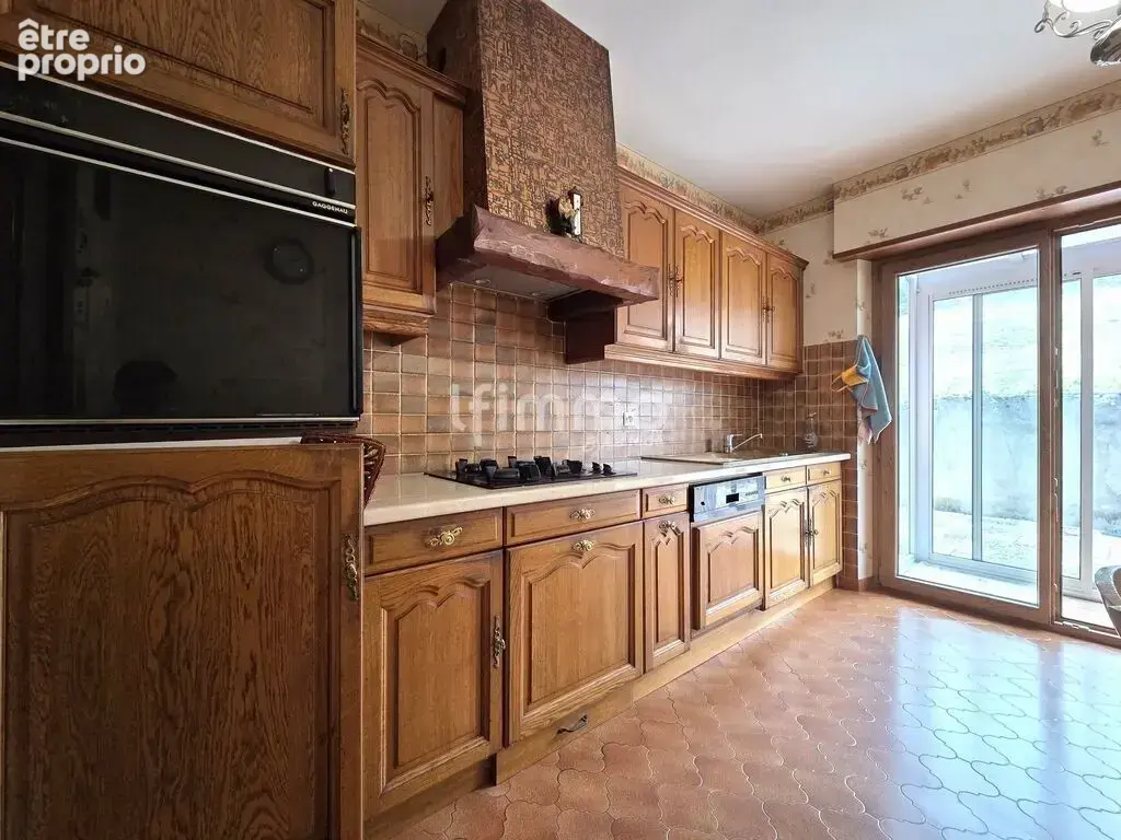 Maison de 5 pièces, 127 m² avec terrasse, balcon et potentiel - photo 6