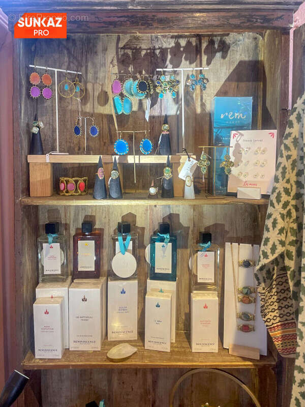 Commerce à SAINT-PIERRE