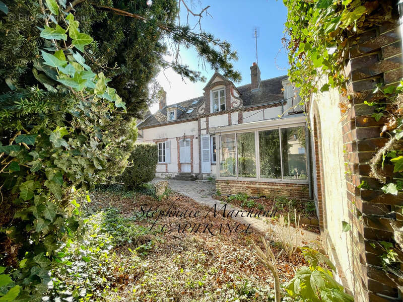 Maison à ILLIERS-COMBRAY