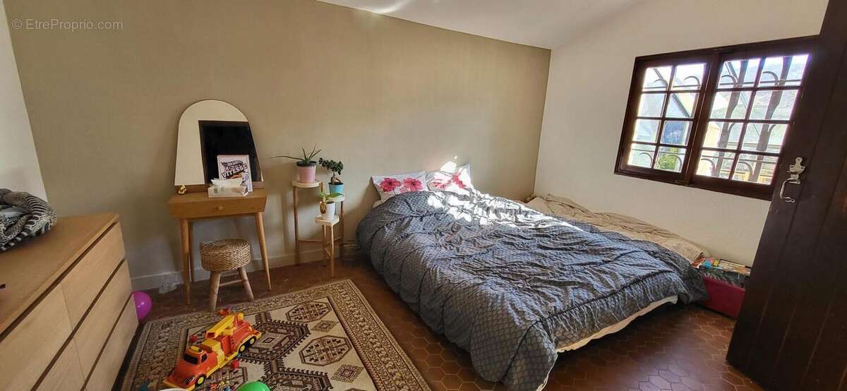 Photo 9 - Maison à MONTFERRER