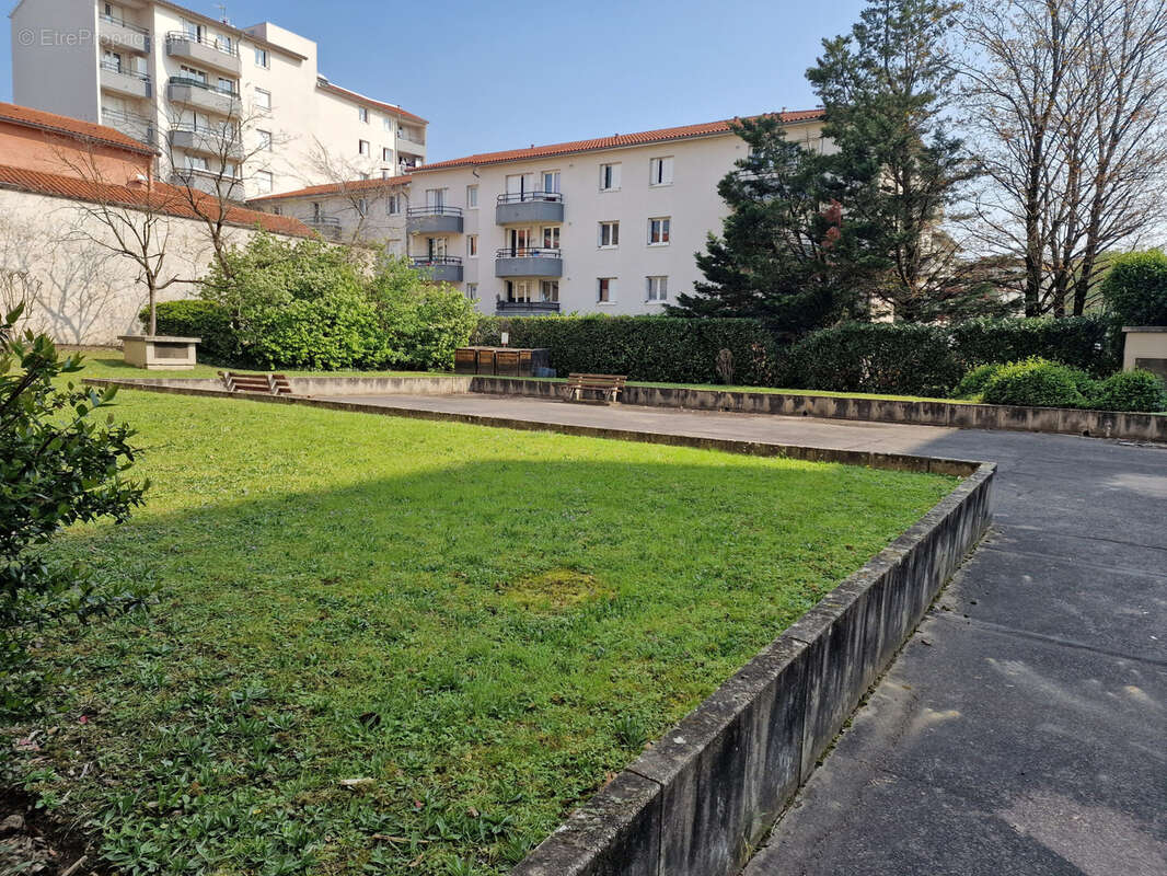 Appartement à LYON-3E