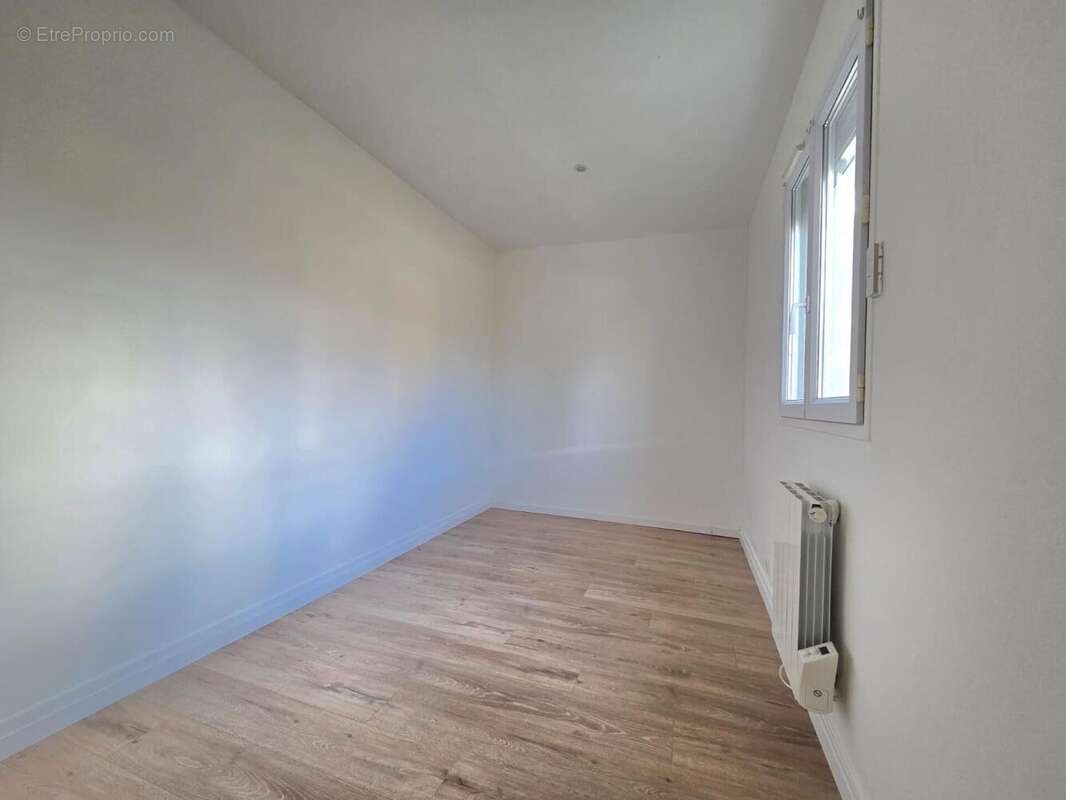 Photo 8 - Maison à MONTENDRE