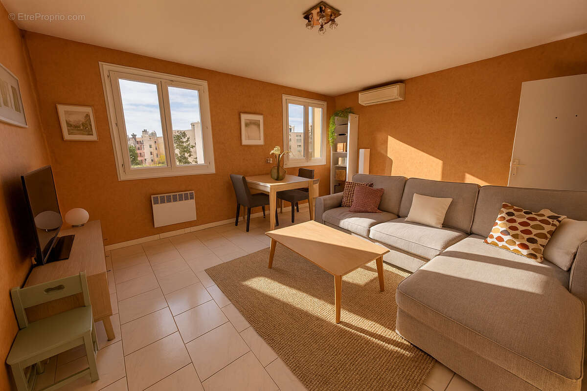 Appartement à MARSEILLE-9E