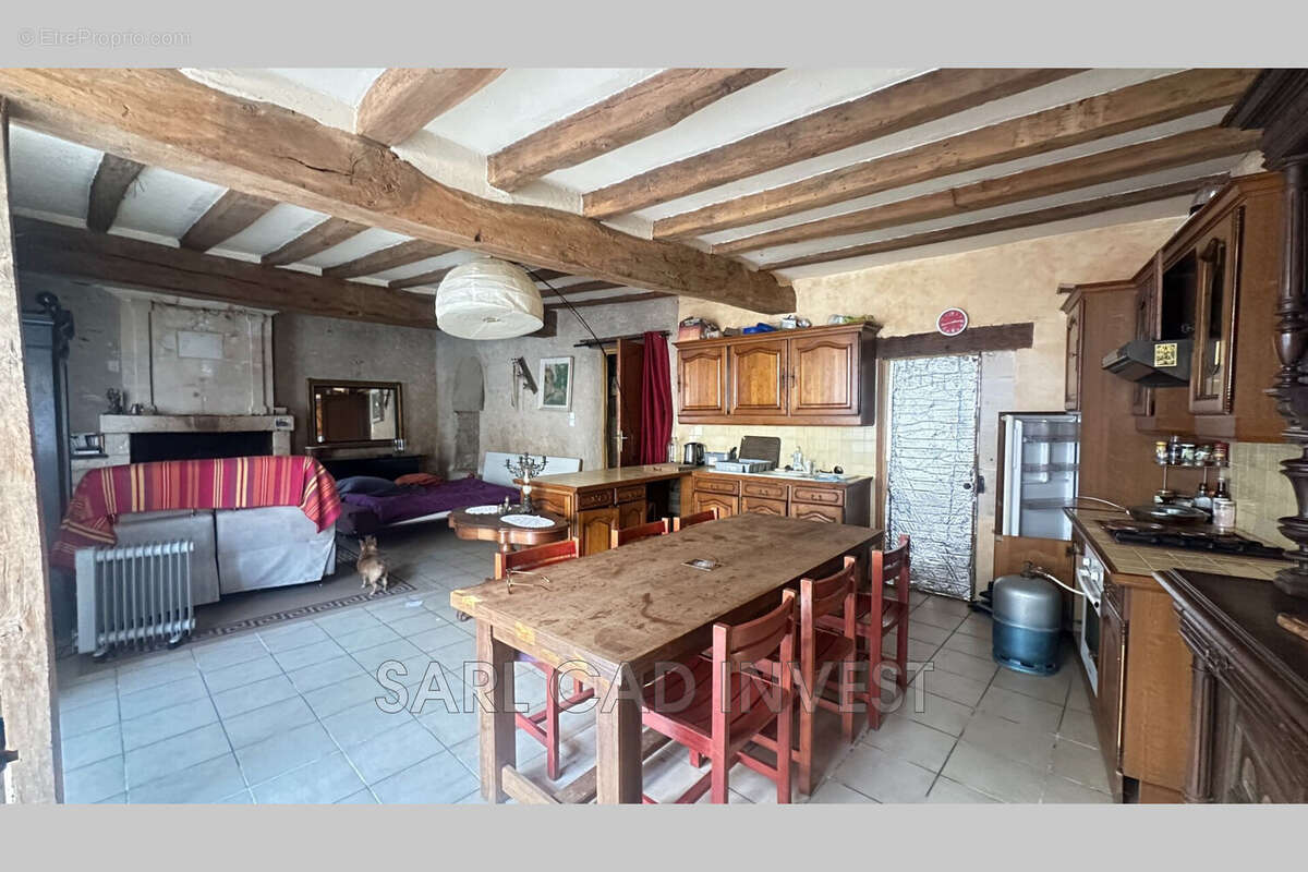 Maison 100 m² à Ferriere-Larcon  - photo 3