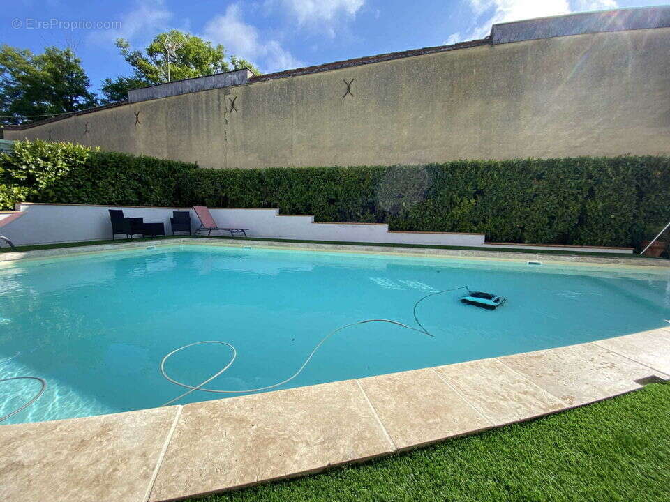 Hôtel restaurant avec piscine - photo 9