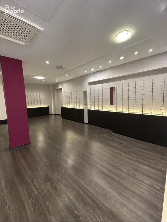Droit au Bail à Céder - Annecy secteur Shopping - 55m2 avec vitrine - photo 4
