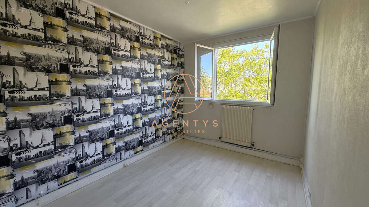 Appartement à LE PLESSIS-TREVISE