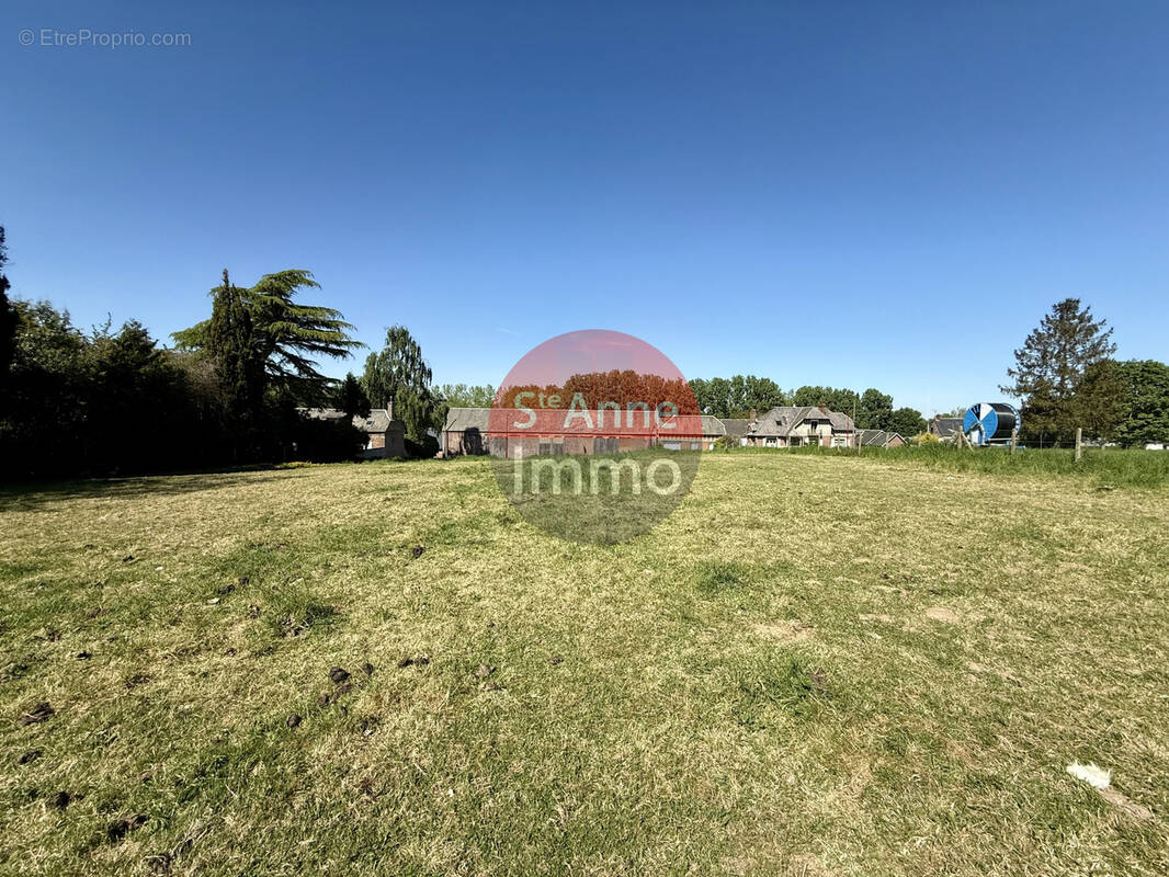 Terrain à ROUY-LE-PETIT