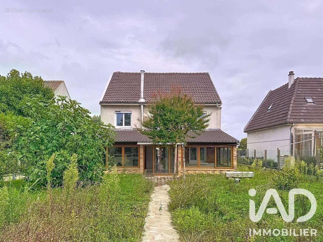 Photo 2 - Maison à REAU