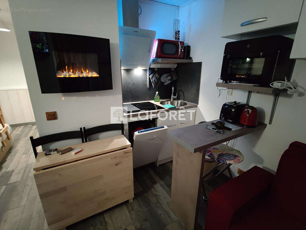 Appartement à LES CHAPELLES