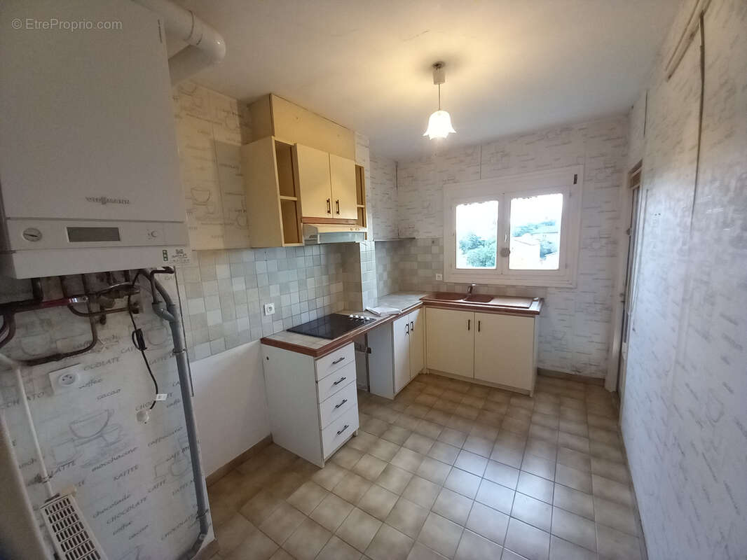 Appartement à FUMEL