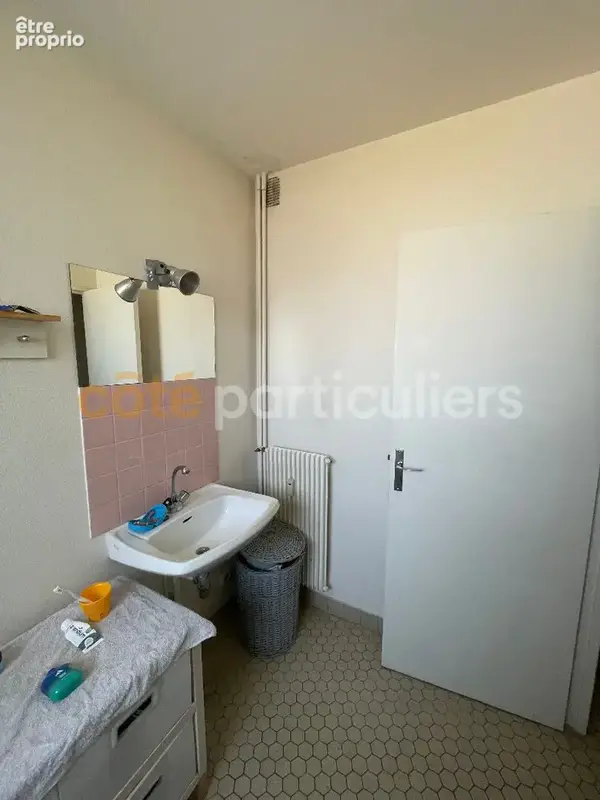 T1bis de 32 m², quartier République à Cholet 49300 - photo 6