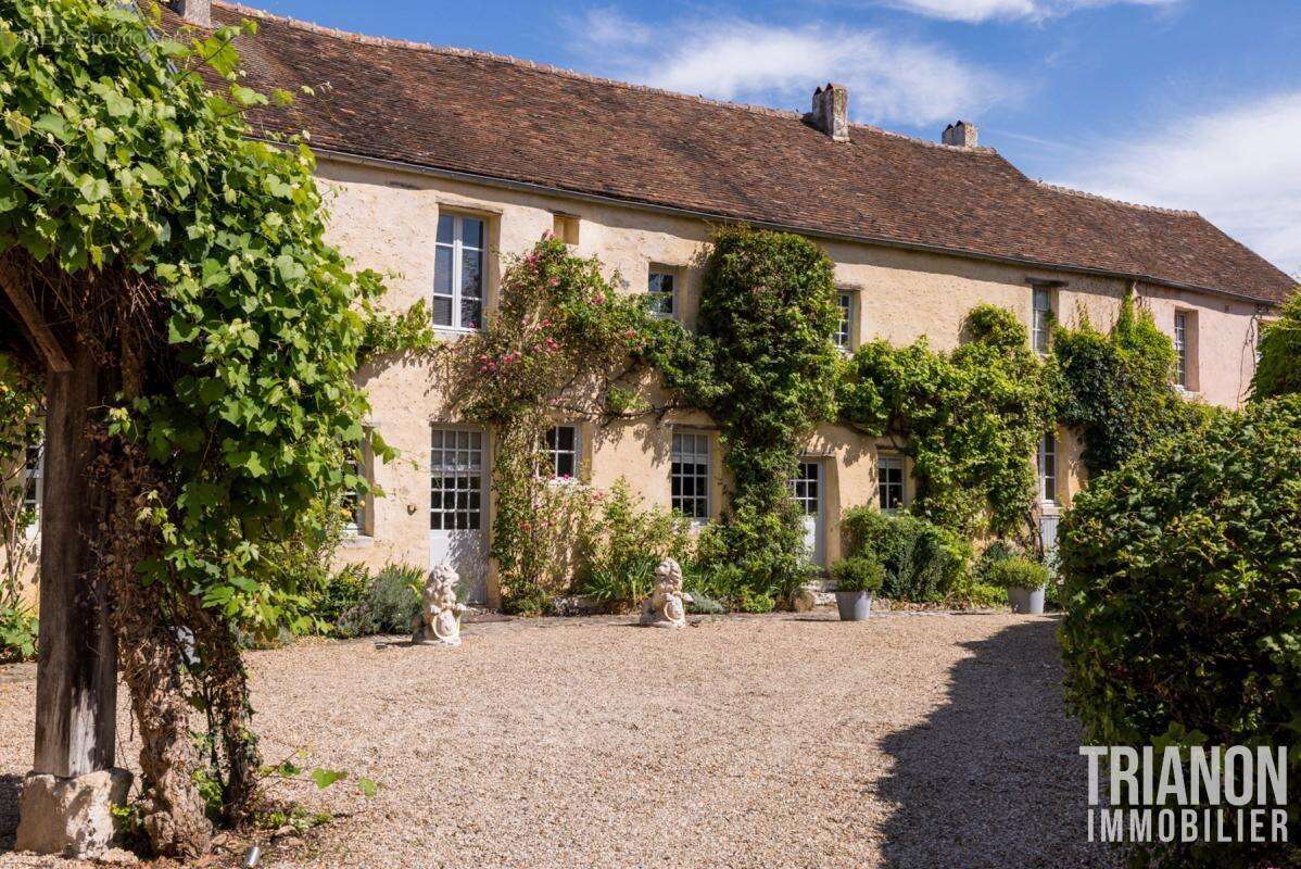 Maison à FEUCHEROLLES