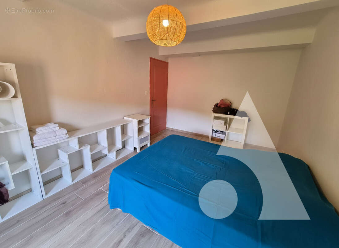 Salernes - Charmant appartement traversant avec terrasse, balcon et cave - photo 16
