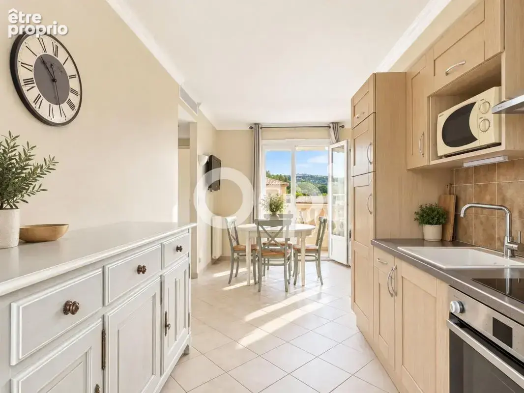 T3 traversant avec terrasse / dernier etage - domaine camiole - residence securisee + piscine + stationnement privatif - photo 6