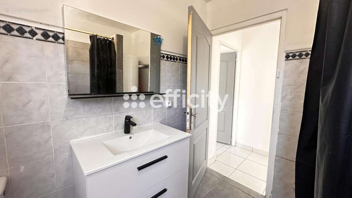 Maison 110 m² à Bollene  - photo 4