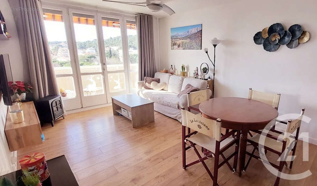 Appartement à LA GARDE