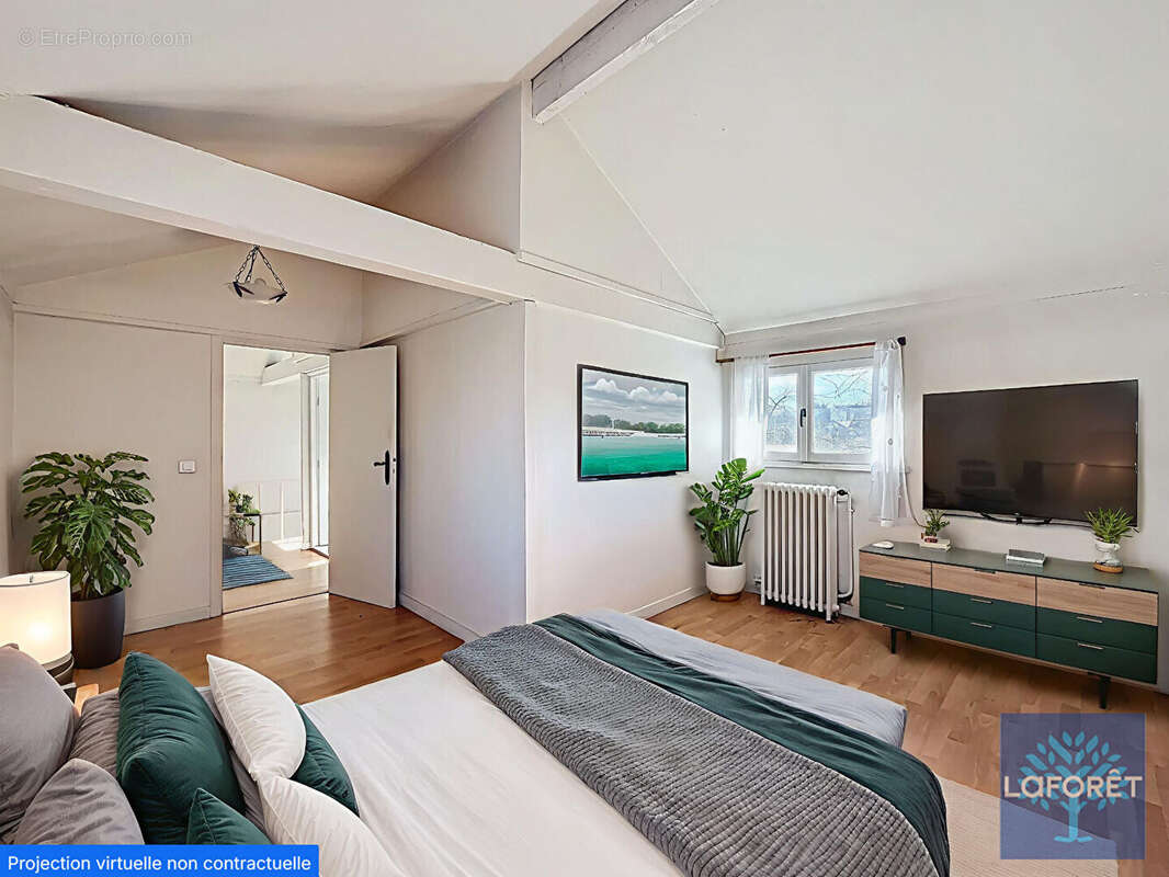 Maison à VIGNEUX-SUR-SEINE