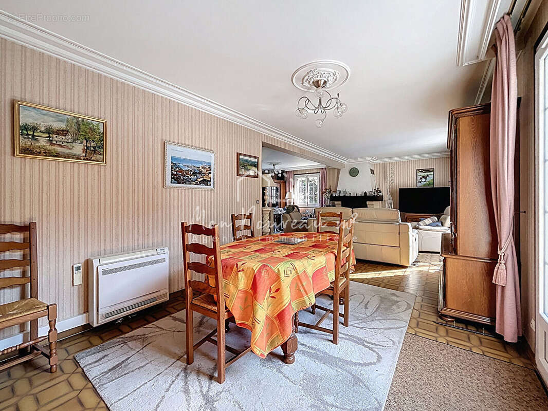 Maison à NOISY-LE-GRAND