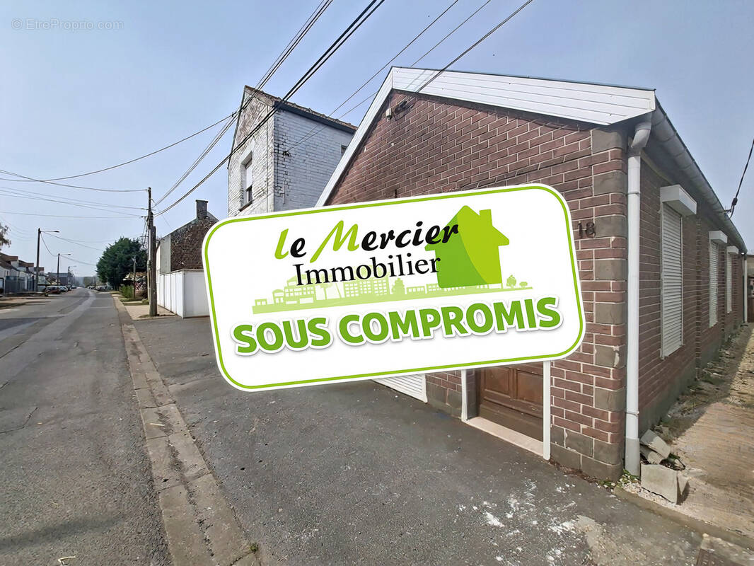 Maison à QUIEVRECHAIN