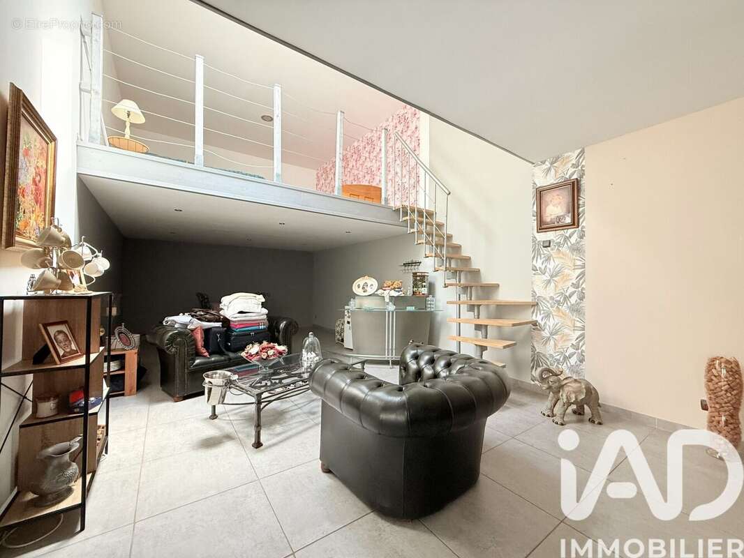 Maison 215 m² à Caudry  - photo 8
