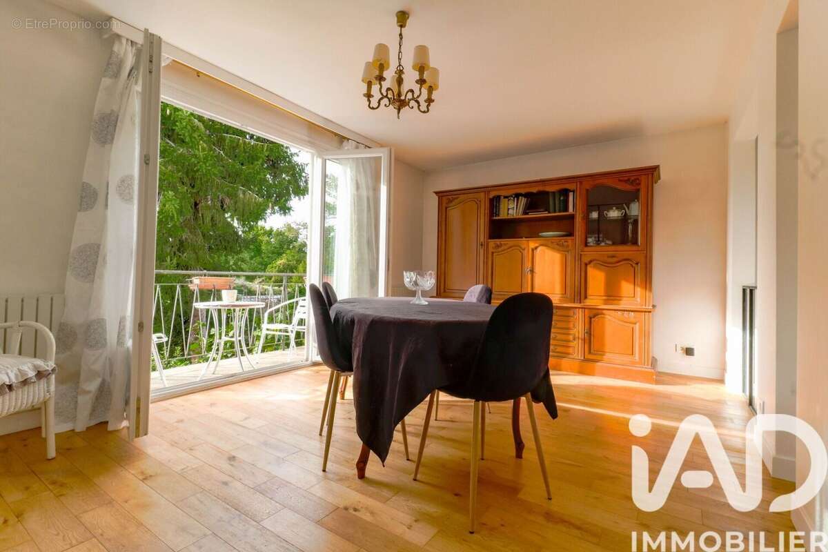 Photo 6 - Maison à SAINT-GERMAIN-LES-ARPAJON