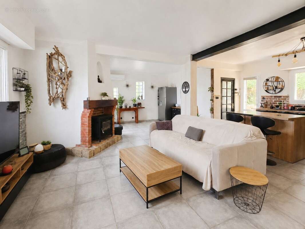 Maison de plain-pied avec vue mer – COTI-CHIAVARI (20) - photo 5