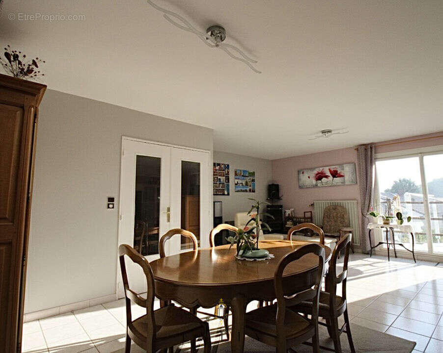 Maison à BOUXIERES-AUX-DAMES