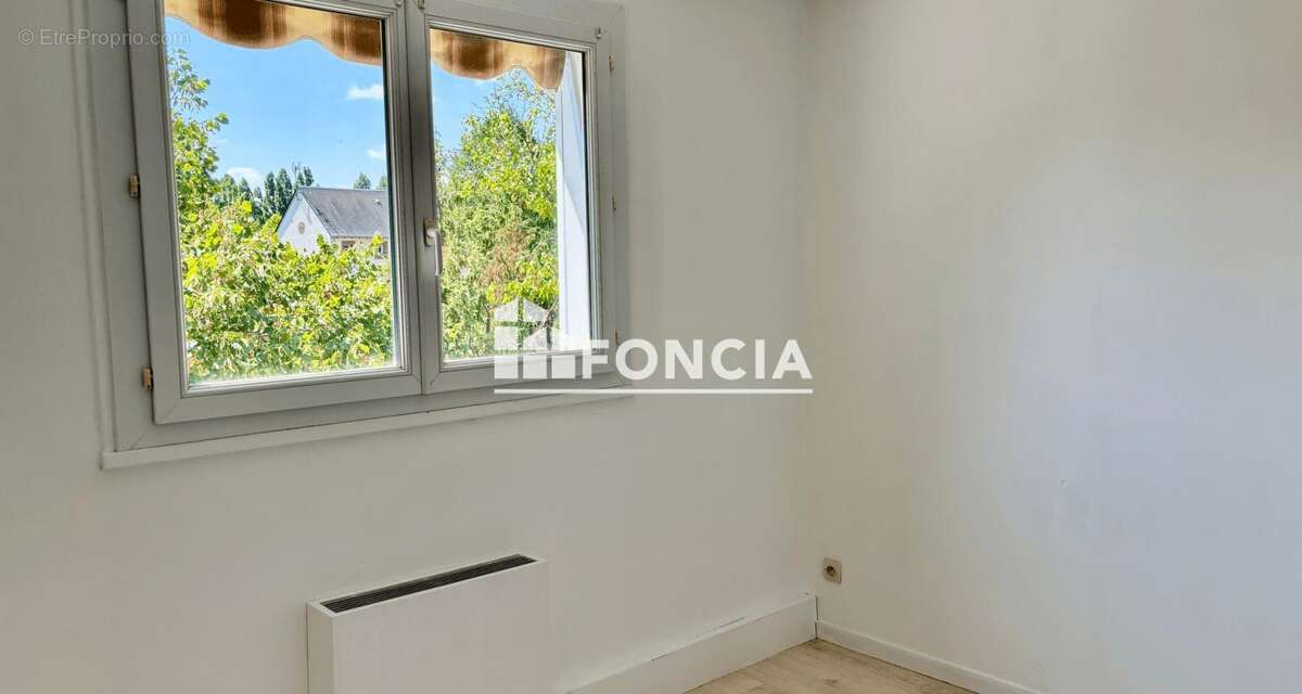 Maison à CHATELLERAULT