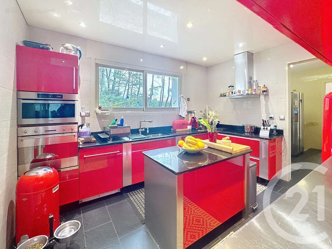 Maison à CHAMPNIERS