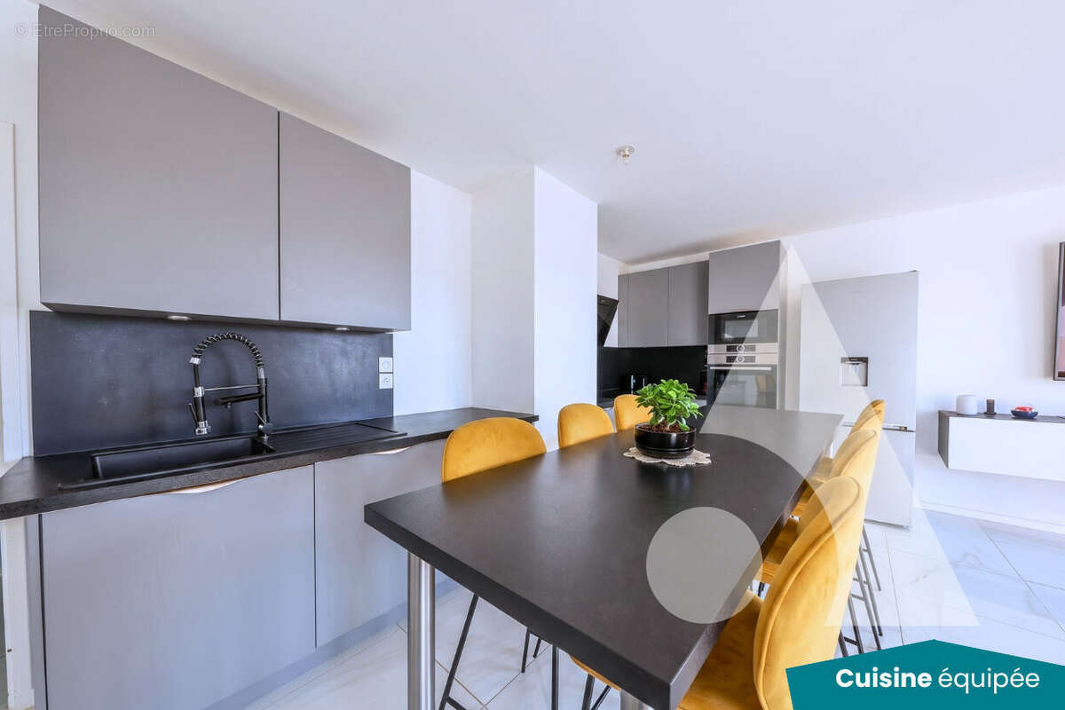 Appartement à CORBEIL-ESSONNES