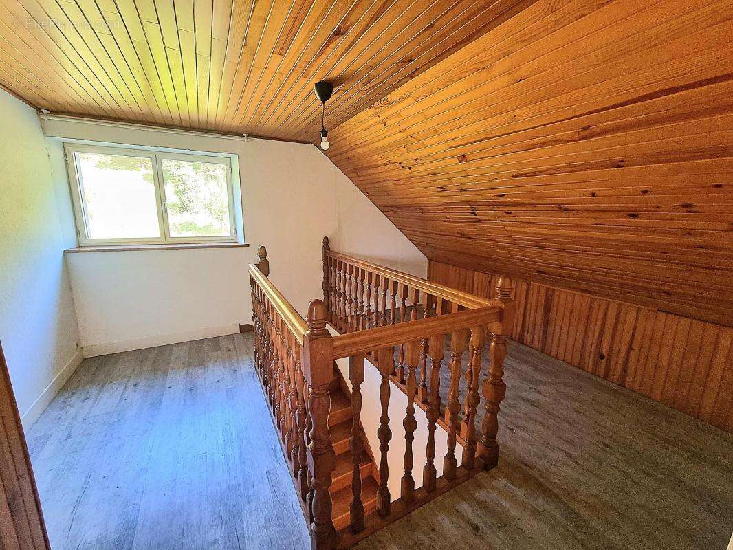 Maison à PONT-DE-BUIS-LES-QUIMERCH