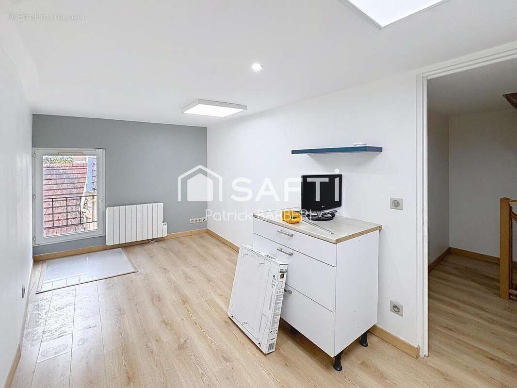 Maison 75 m² à Menucourt  - photo 7