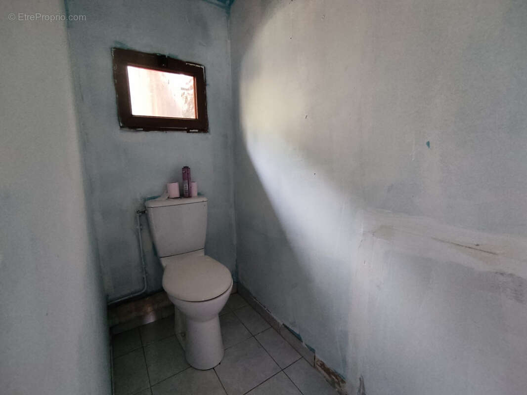 Maison à SAINT-PRIEST-LA-MARCHE