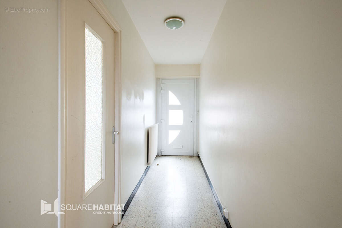 Maison à SAINT-MARTIN-BOULOGNE