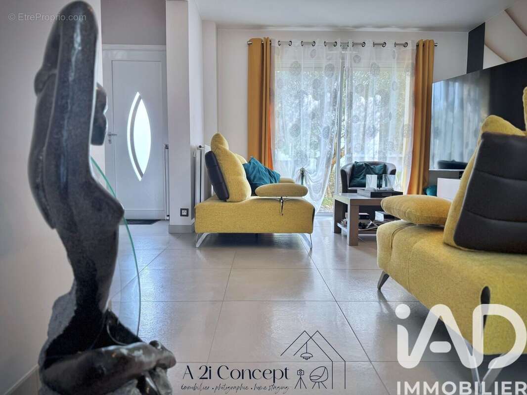 Maison 175 m² à Sainte-Luce-Sur-Loire  - photo 4