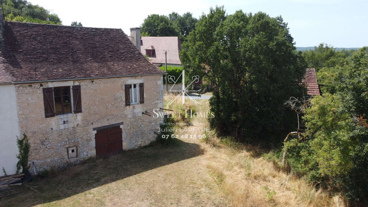 Maison à AJAT