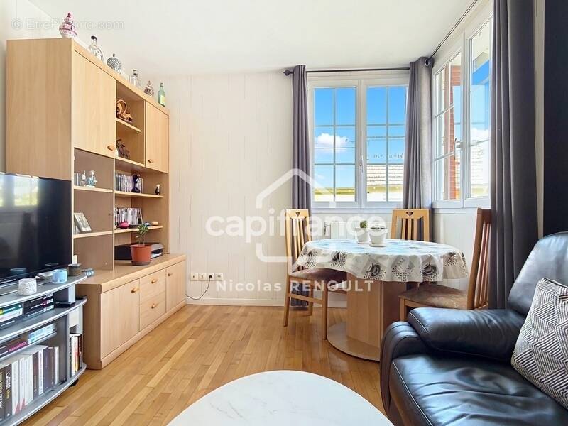 Appartement à BOIS-COLOMBES