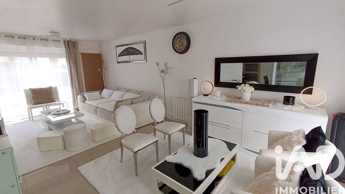 Photo 1 - Maison à CHATEAUROUX