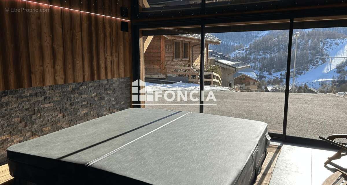 Maison à SAINT-ETIENNE-DE-TINEE