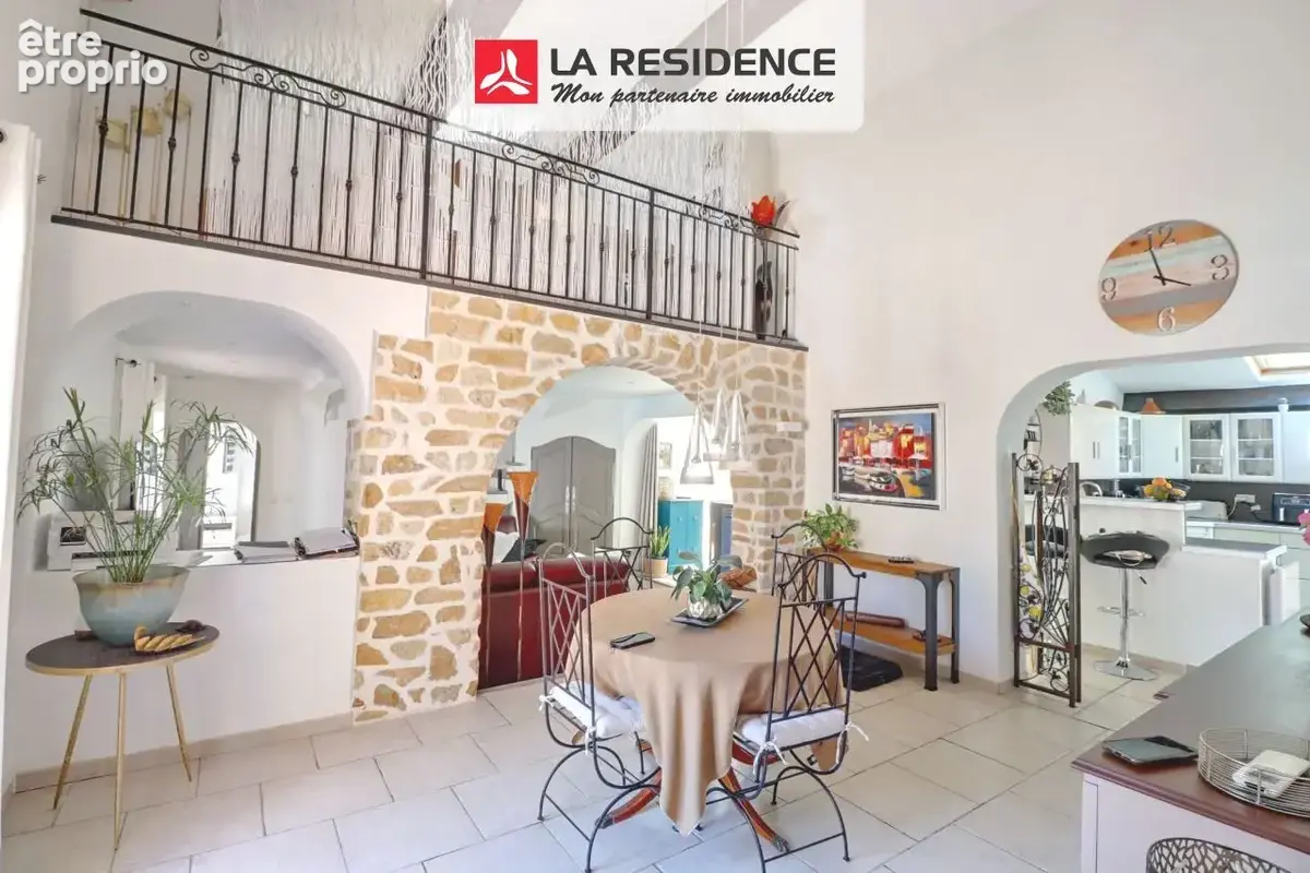 Maison 8 pièces 153 m² à vendre à Taradeau (83460) - photo 6