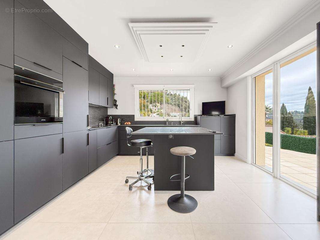 Maison à LA COLLE-SUR-LOUP