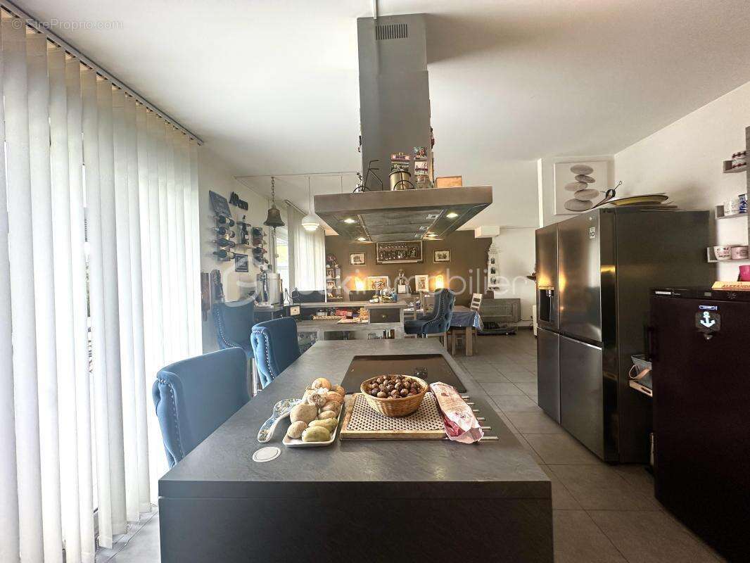 Maison à VOULX