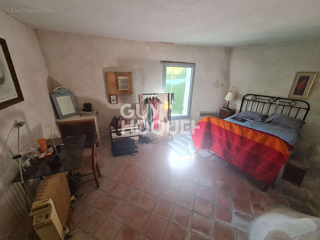 Maison à LE BARROUX