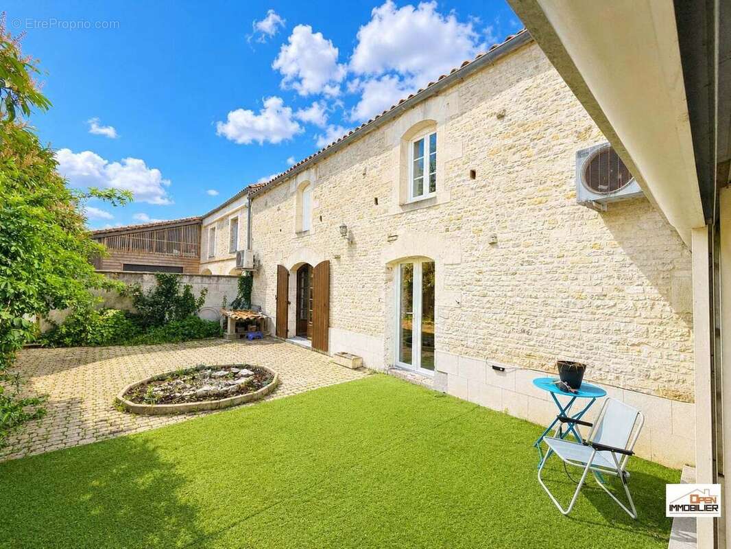 Maison à REPARSAC